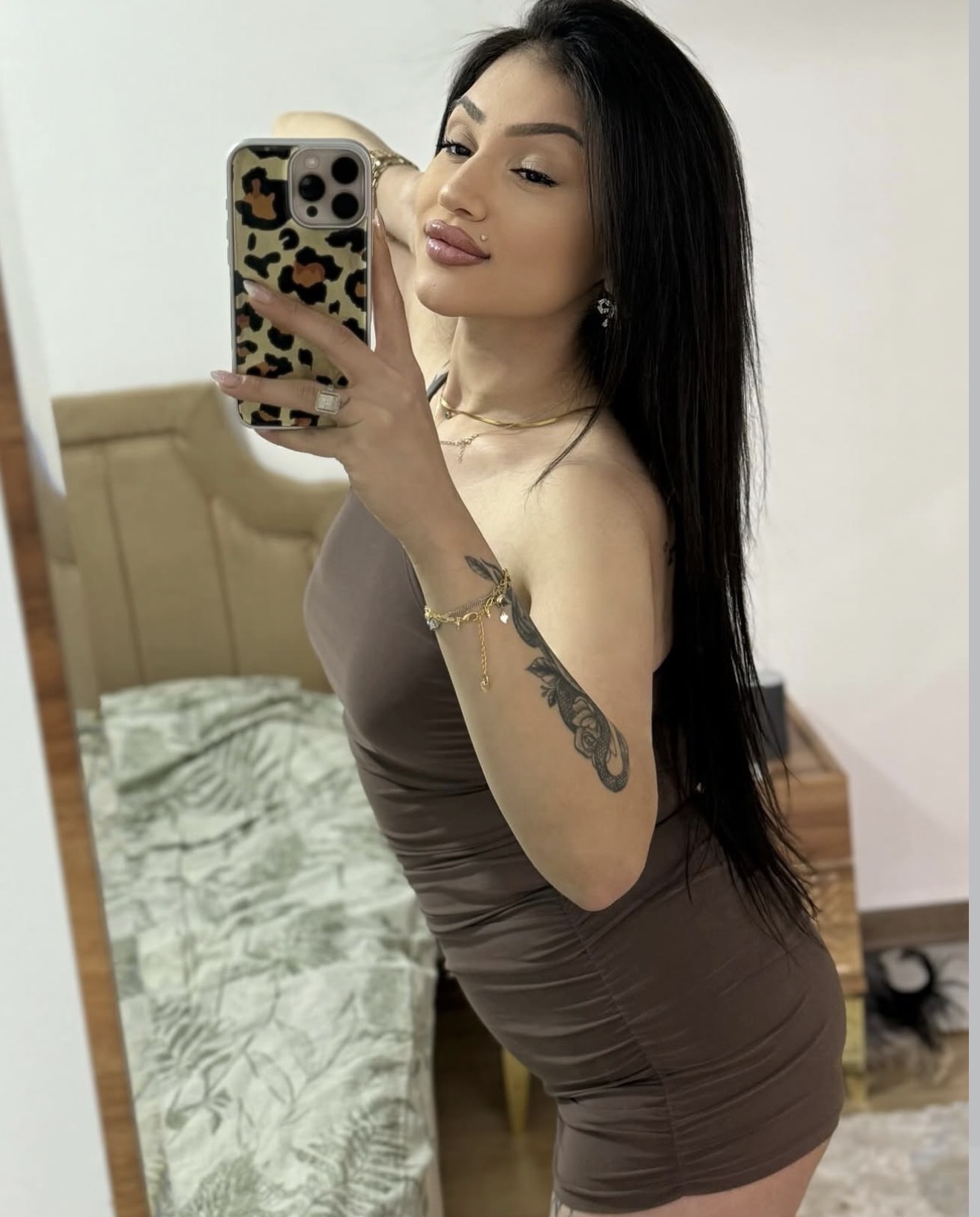 Yolgeçen Aşkı Arayan Kadın Bayan Escort Naz