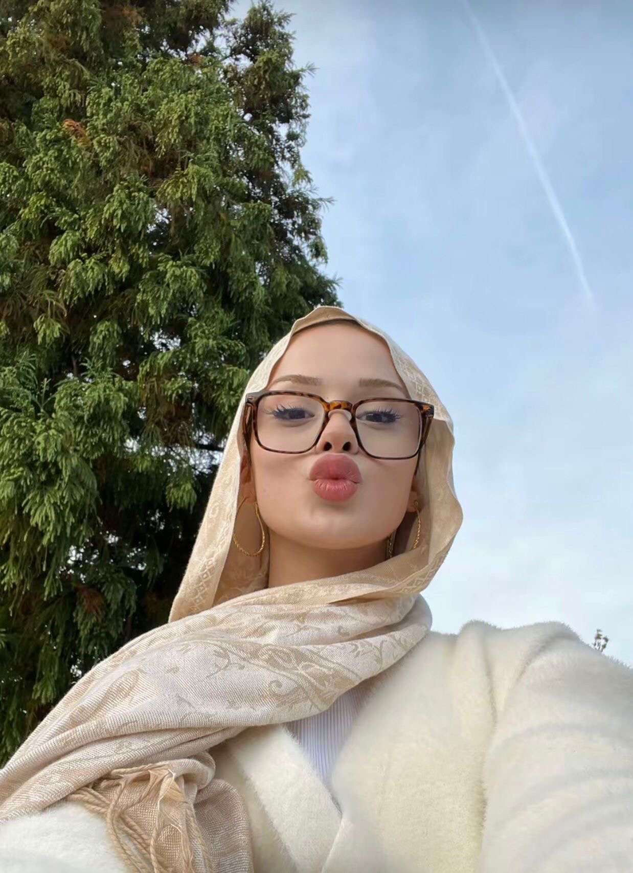 Tepeyurt Sofistike Bayan Escort Zümra